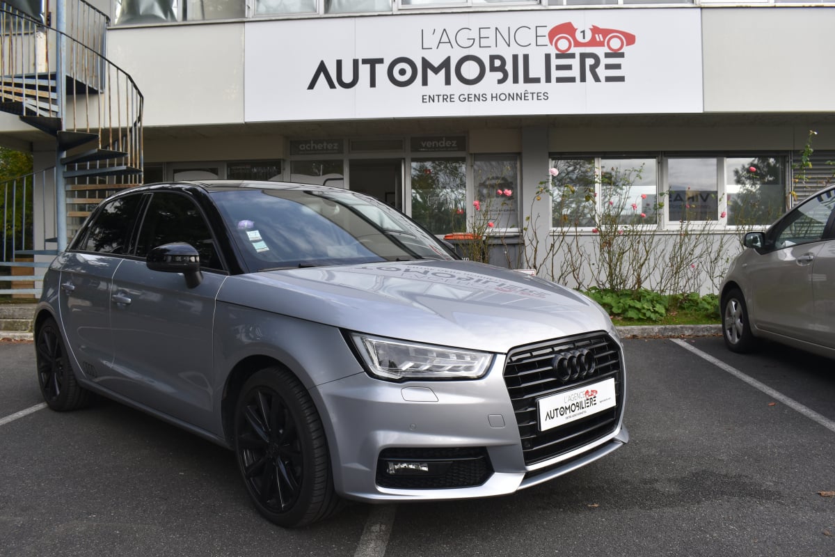 Audi A1 Ambition Luxe Phase 2 Sportback 1.4 TSI ACT 16V S-Tronic (7 rapports) 150 cv Boîte auto — 1