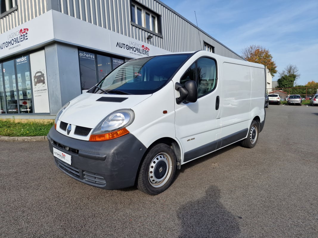 Renault Trafic 1.9 DCI 100CH CONFORT L1H1 — 1