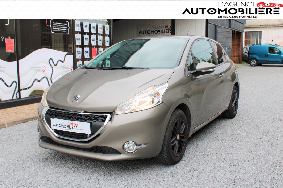 Peugeot 208 GENERATION-I 1.4 HDI 70 ACTIVE — 1