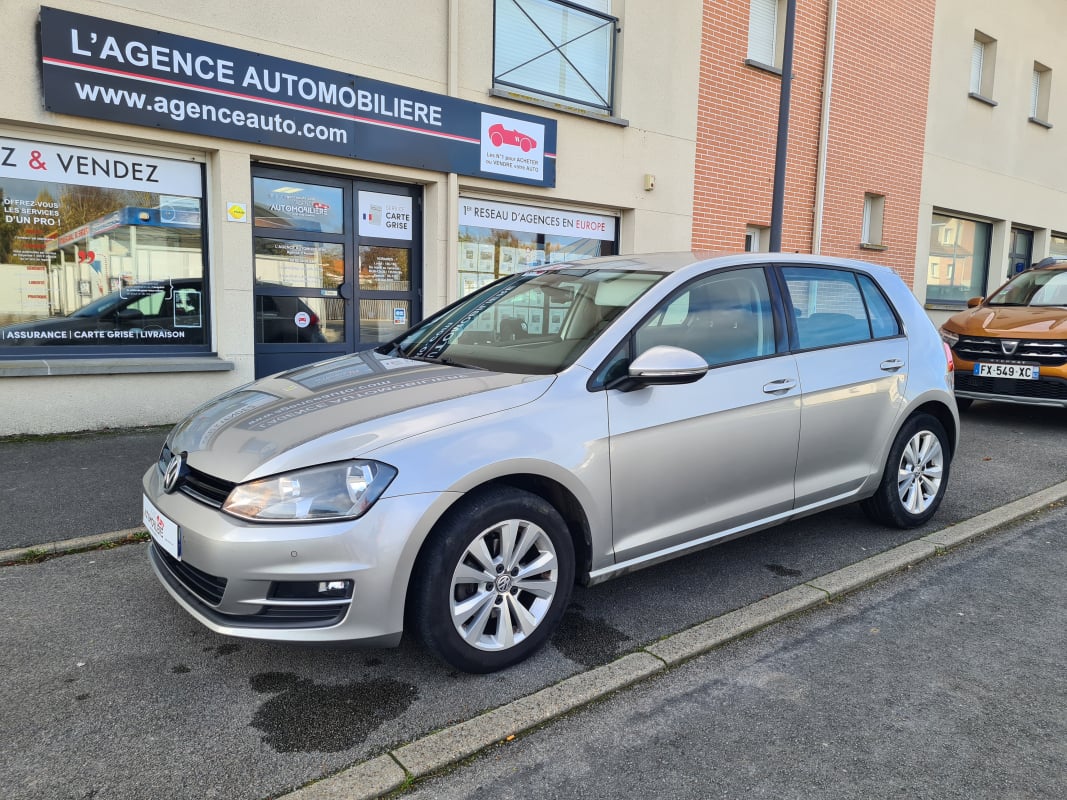 Volkswagen Golf VII 1.6 TDI 105 BLUEMOTION TECHNOLOGY CONFORTLINE — 1