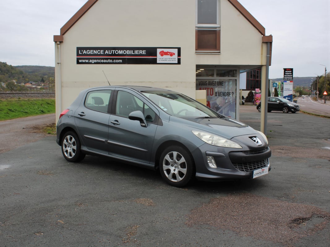 Peugeot 308 1.6 HDi 90 Confort Pack 5p — 1