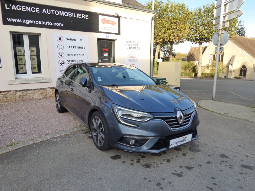 Renault Megane IV TCe 130ch Intens — 1