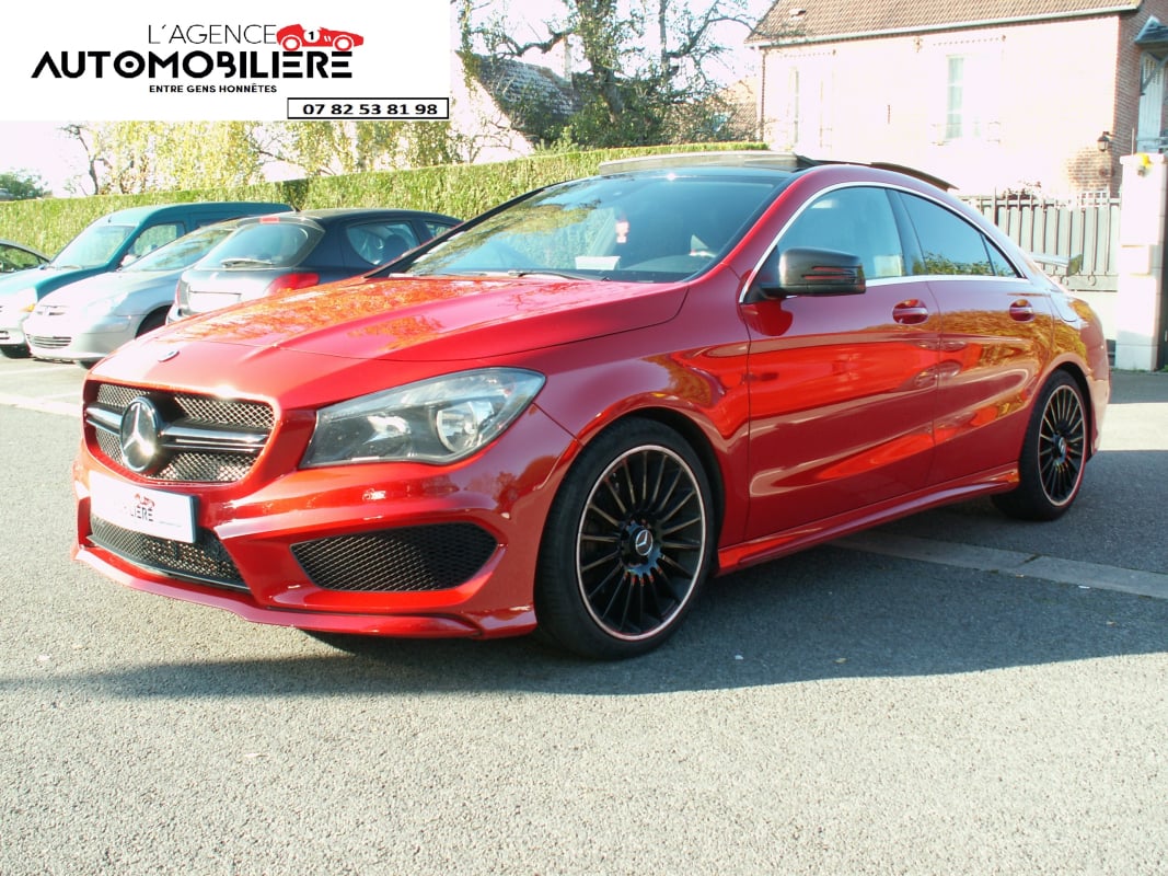 Mercedes-Benz Classe CLA Coupé 200 155 Fascination 7G-DCT Pack AMG Carbone — 1