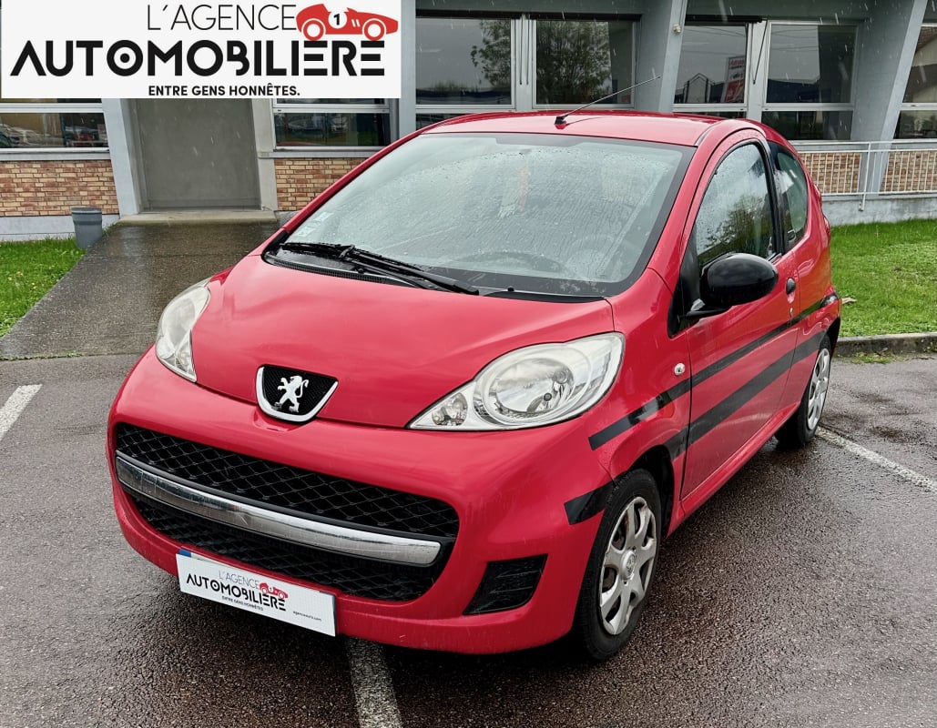 Peugeot 107 1,0 L 68 CV essence — 1