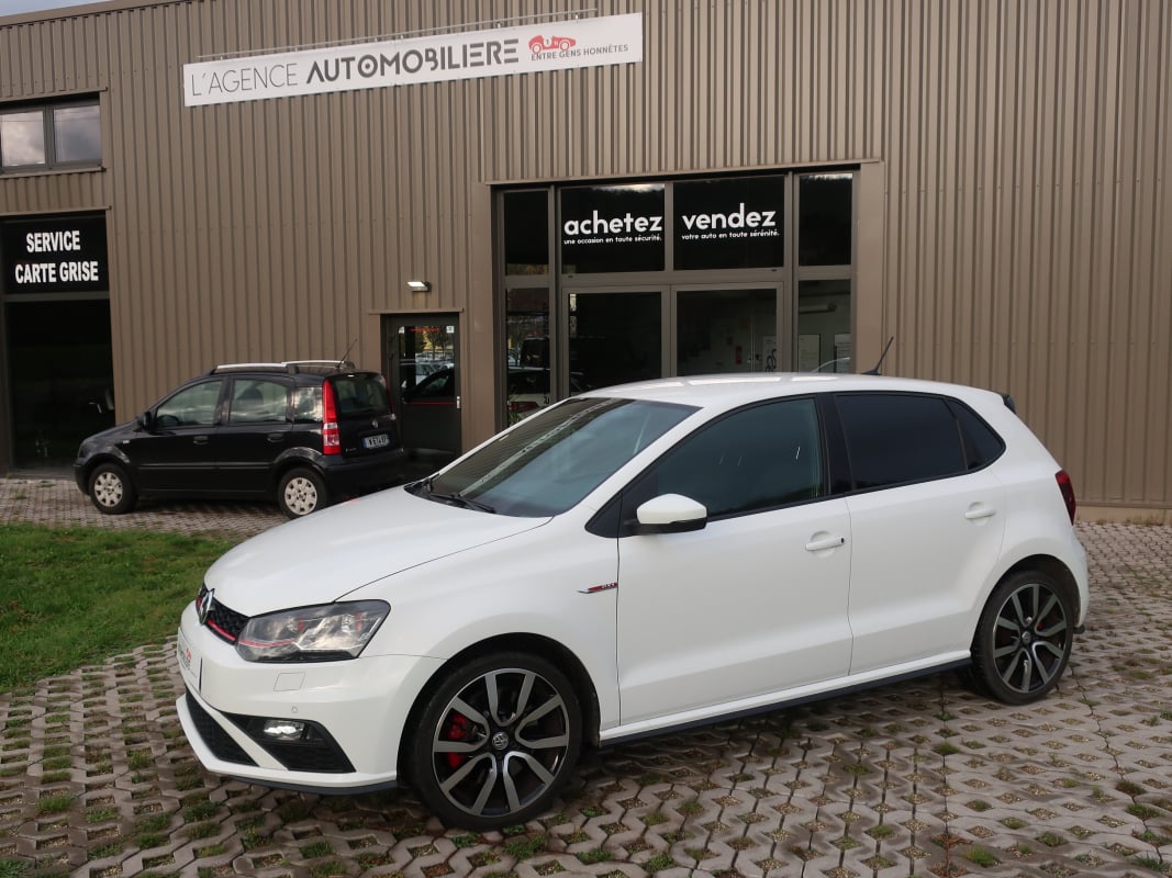 Volkswagen Polo V Phase 2 GTI 1.8 TSI 16V 192 Cv — 1