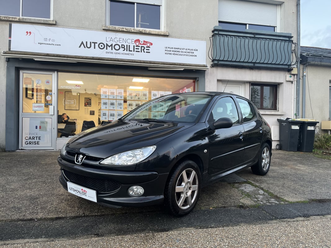 Peugeot 206 1.6l 110ch X-line Clim — 1