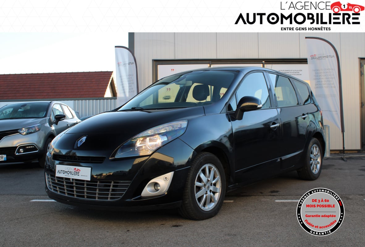 Renault Scenic 1.5 dCi eco2 110 cv 7 places — 1
