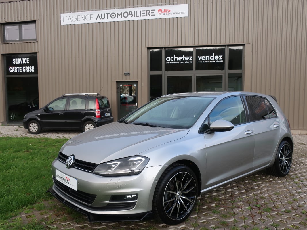 Volkswagen Golf VII 1.4 TSI 16V Confortline 180Cv — 1