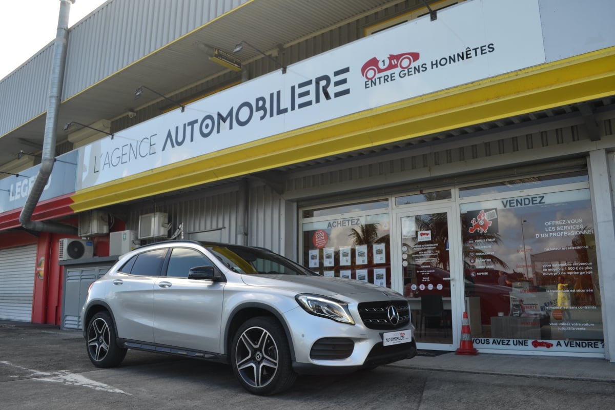 Mercedes-Benz Classe GLA 220 D FASCINATION 7G-DCT — 1