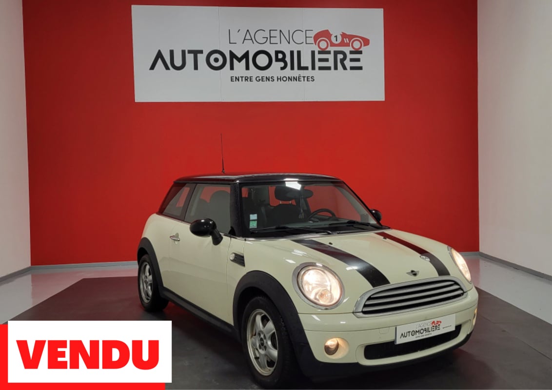 Mini Cooper 1.6 i 120 CH — 1