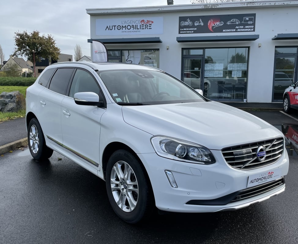 Volvo XC60 D4 AWD SUMUM GEARTRONIC 2.0 163 CH — 1
