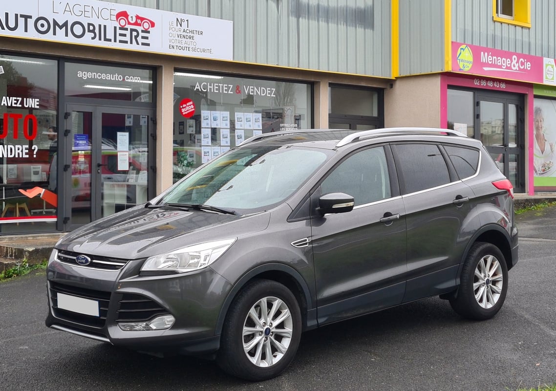 Ford Kuga 2.0 TDCi 16V 4x2 150 cv Titanium — 1