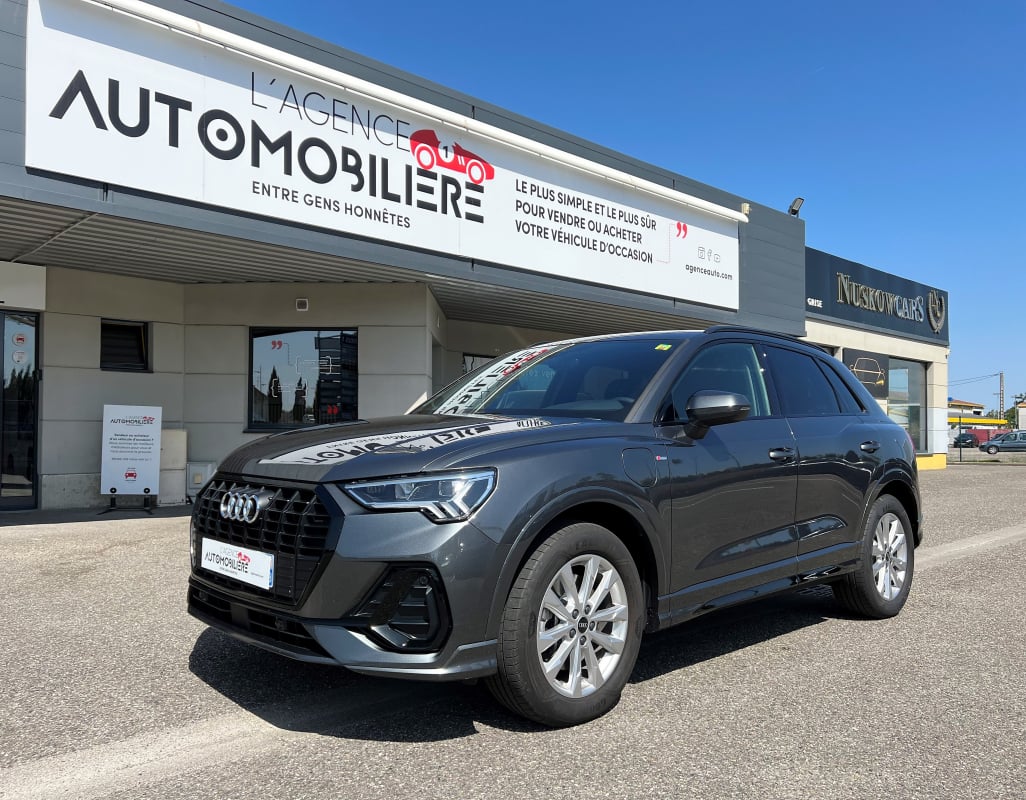 Audi Q3 45 TFSIe 245ch S-LINE S-TRONIC — 1