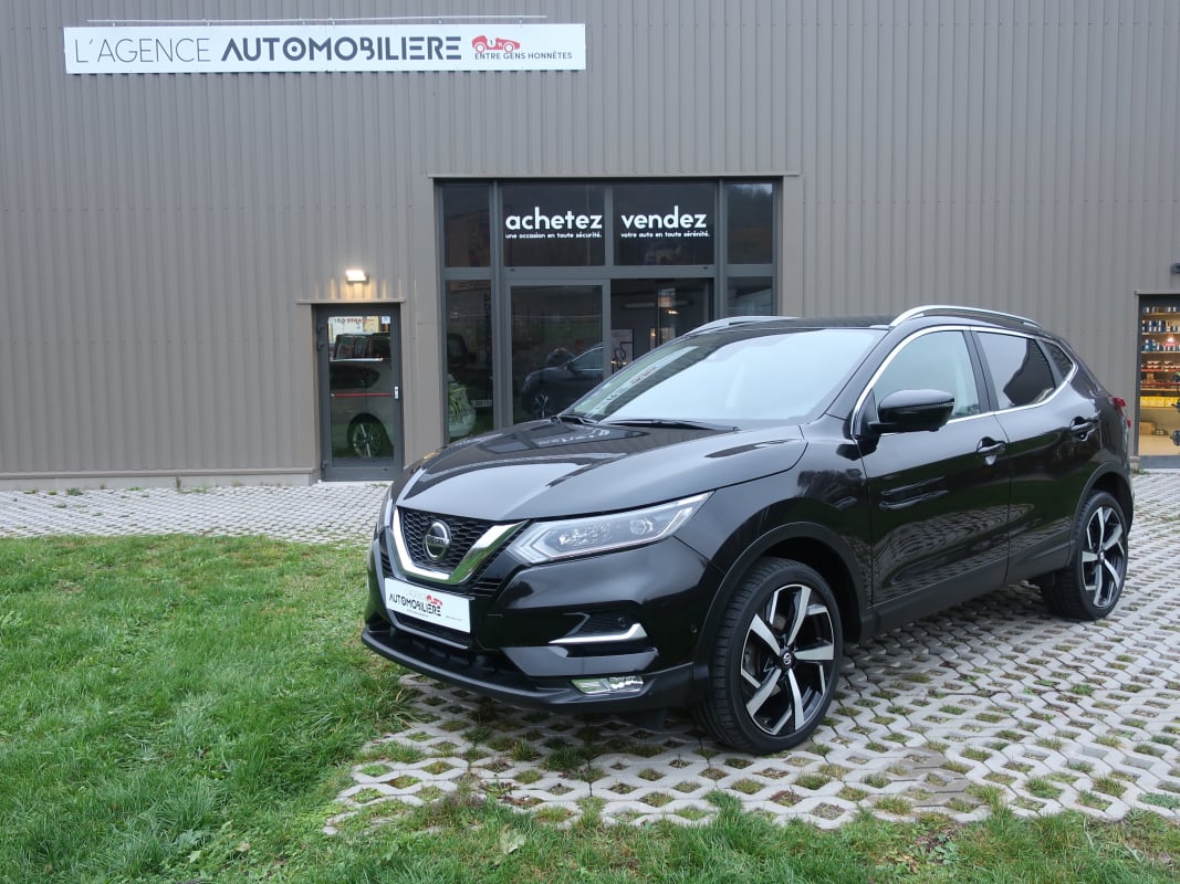 Nissan Qashqai II Phase 2 1.2 16V Tekna + 115Cv — 1