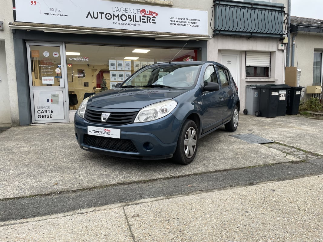 Dacia Sandero 1.5 dCi 70 CH ECO2 AMBIANCE / ATTELAGE — 1