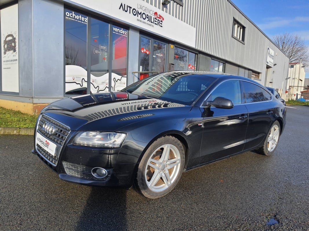 Audi A5 2.0 TDI 143 S-LINE — 1