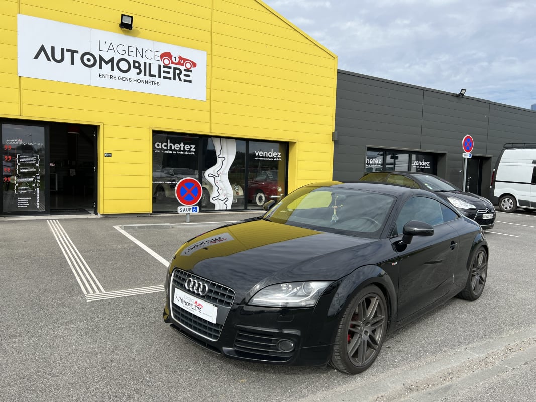 Audi TT 1.8L 160CV TFSI S-Line — 1