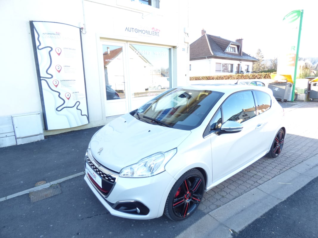 Peugeot 208 GTI 1,6 THP 208 BVM6 16V S&S 3 Portes — 1