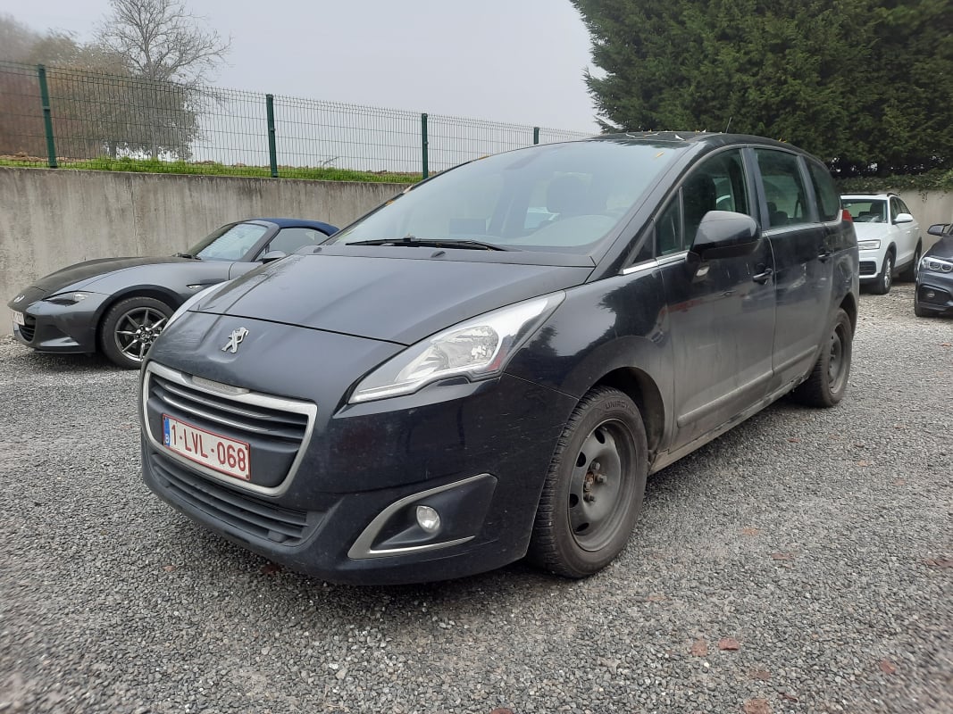 Peugeot 5008 1.6 HDI 114Ch Boite Manuelle 6V — 1