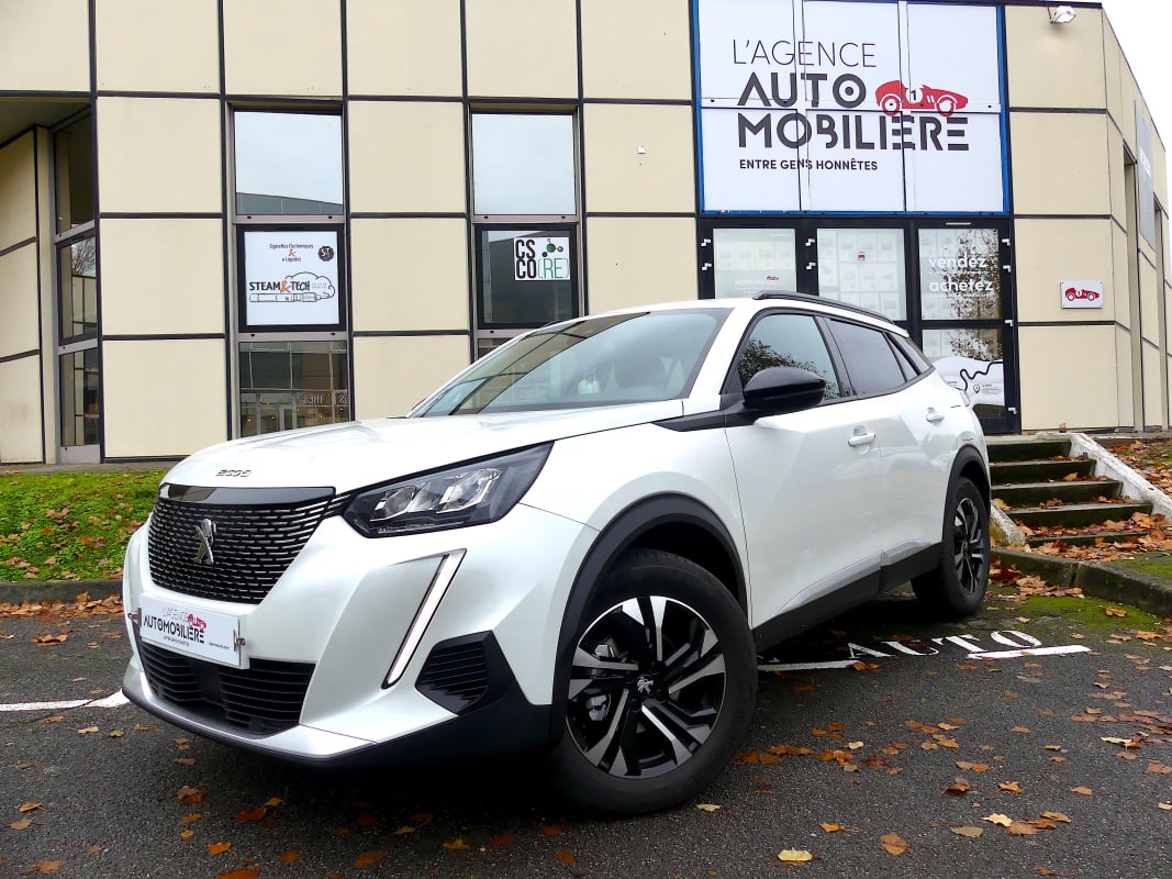Peugeot 2008 1.2 PureTech 100cv ALLURE S&S BVM6 — 1