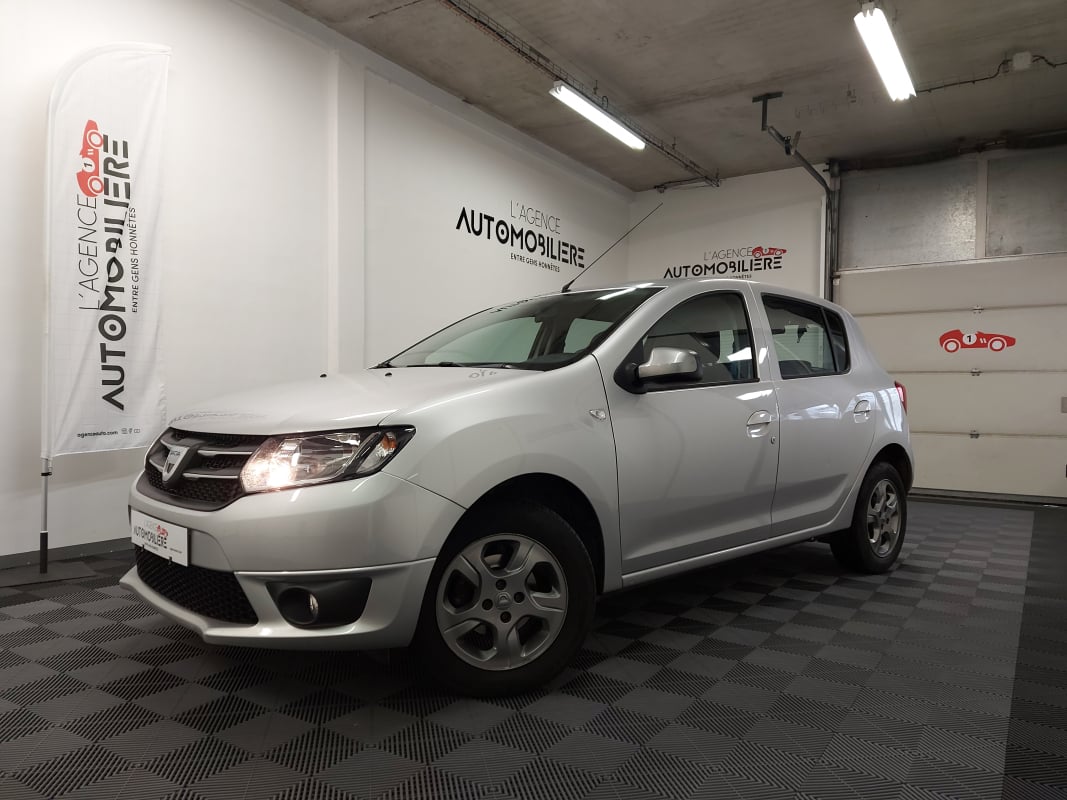 Dacia Sandero II 1.2 16V 75 SL 10 ANS EURO6 + PREMIERE MAIN — 1