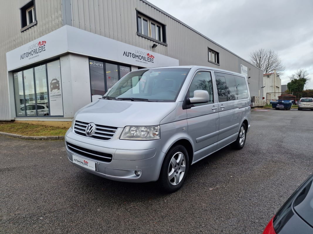Volkswagen Multivan 2.5 TDI 130CH HIGHTLINE 7 PLACES GARANTIE 1 AN — 1