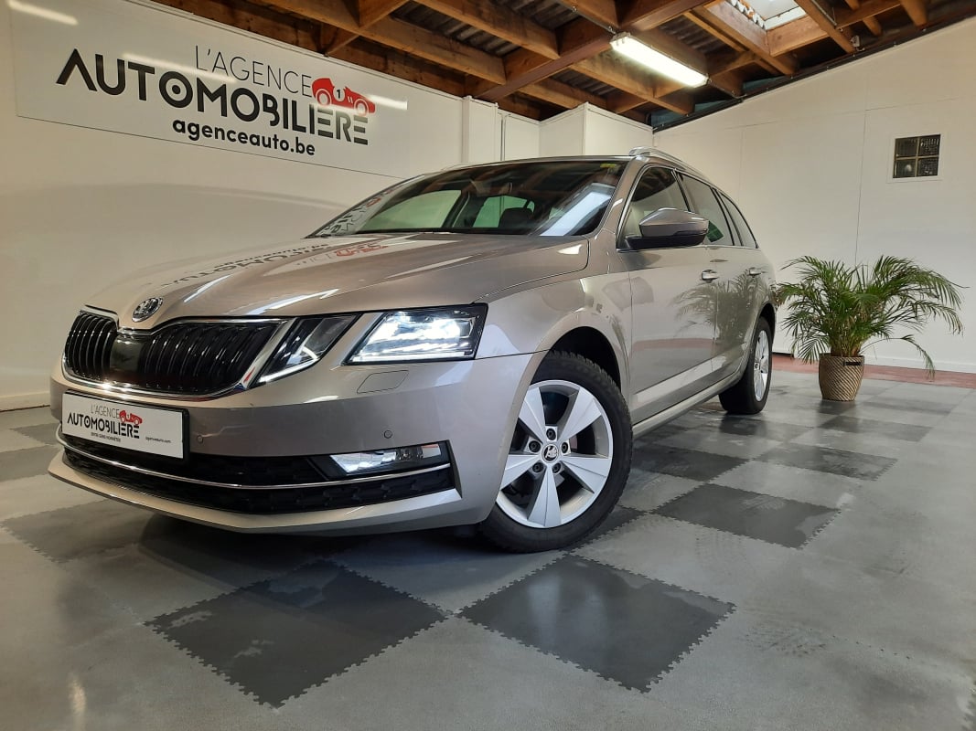 Skoda Octavia Break 1.6 CR TDi Style 116Ch Boite Manuelle 5V/ Garantie 12 Mois — 1