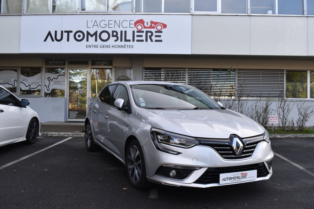 Renault Megane INTENS 1.2 TCe 16V 130 cv — 1