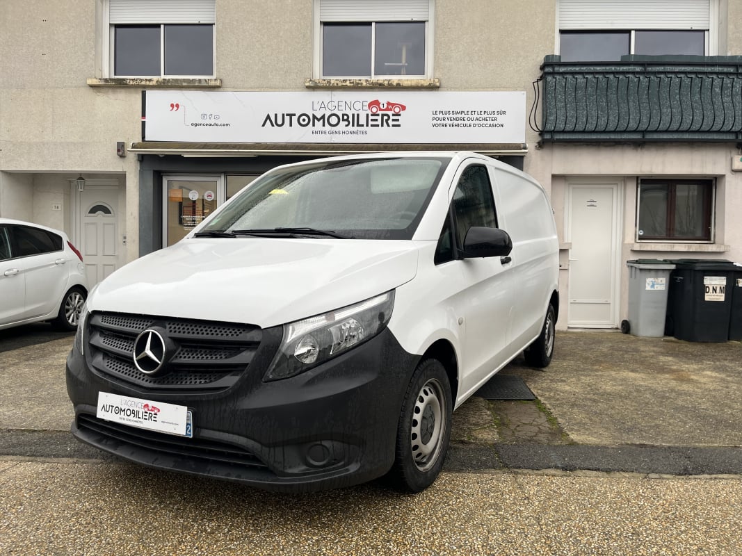 Mercedes-Benz Vito Fourgon 109 1.6 CDI - Caméra de recul - 3 places — 1
