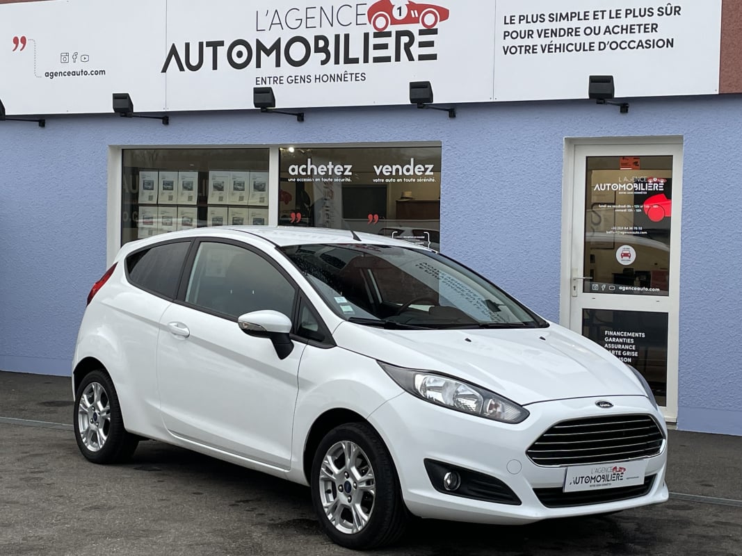 Ford Fiesta 1.25 60ch Trend 1ère main — 1