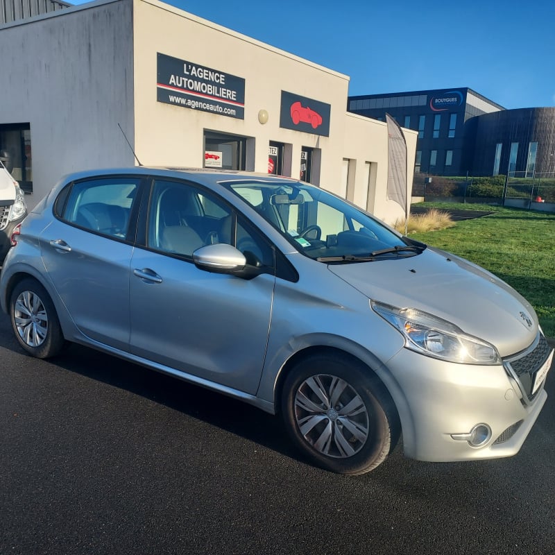 Peugeot 208 GENERATION-I 1.4 HDI 70ch ACTIVE — 1
