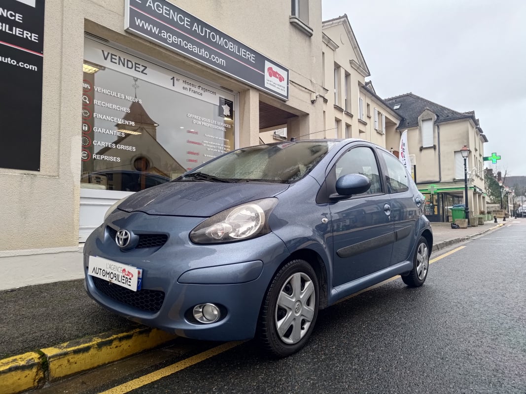 Toyota Aygo 1.0 68cv COLLECTION SUPERBE ETAT — 1