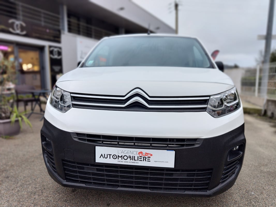 Citroen Berlingo 1.5L BLUE HDI 100 CH CLUB — 1