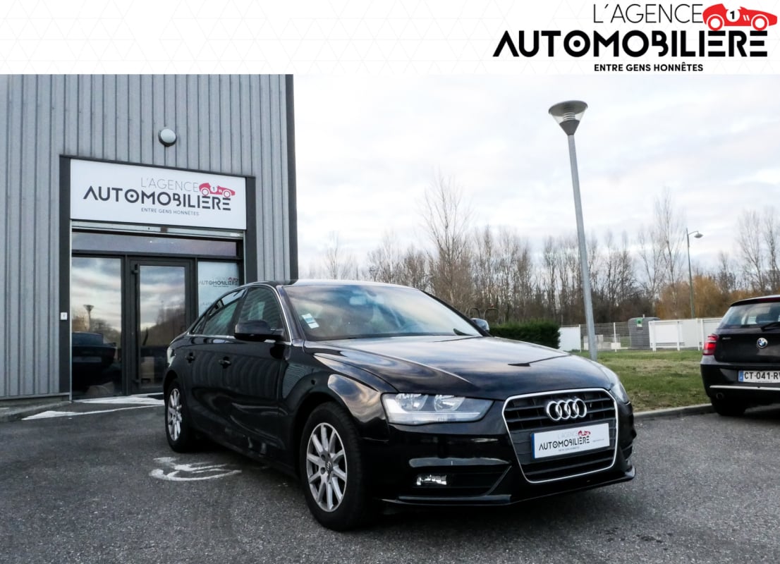 Audi A4 2.0 TDI ATTRACTION — 1