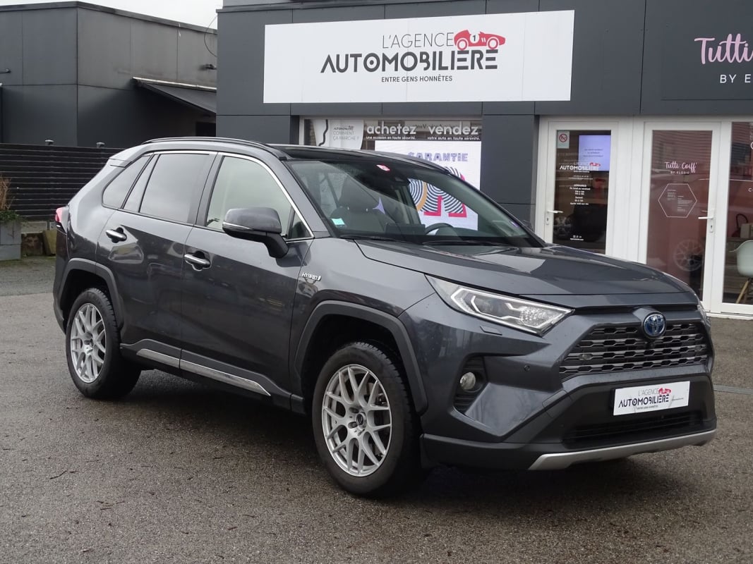 Toyota RAV4 222 CH HYBRID AWD LOUNGE TOIT OUVRANT — 1