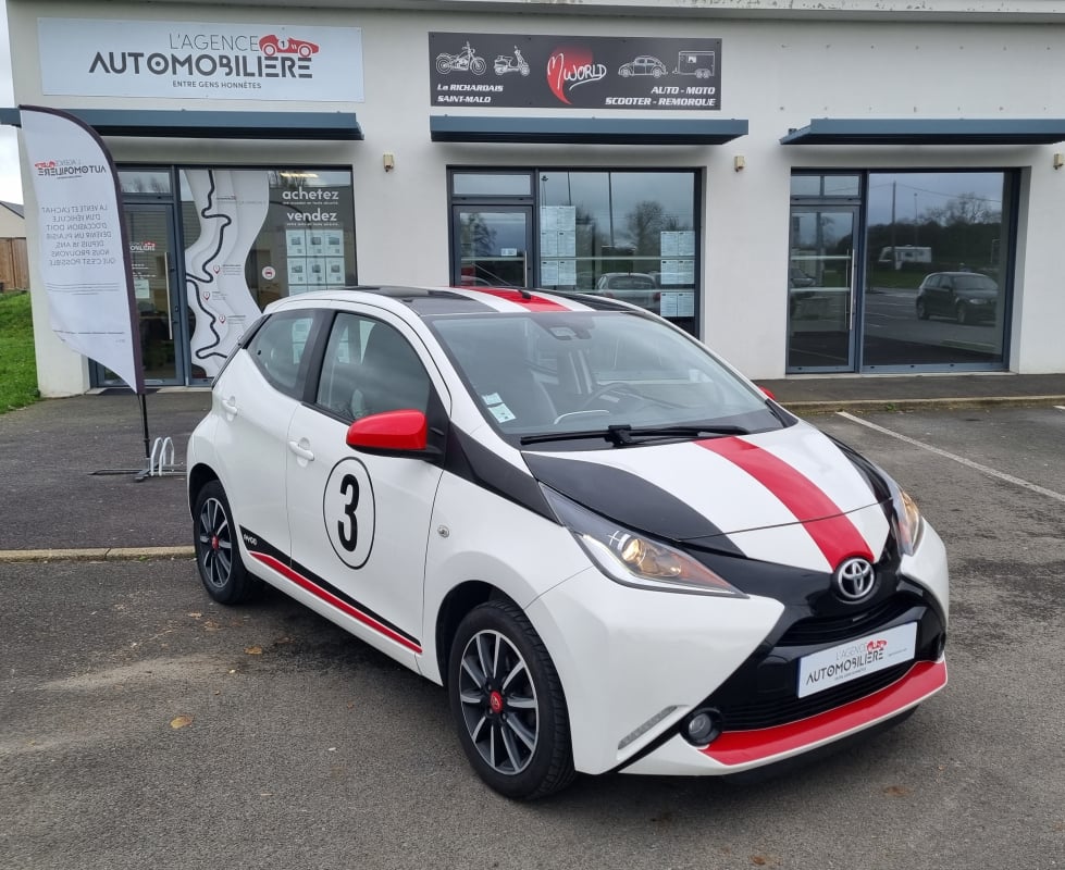 Toyota Aygo AYGO 1.0 VVTI 70cv X-PLAY Packs TSS & X-FUN — 1