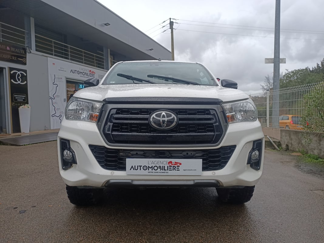 Toyota Hilux 150 CV 4X4 LOUNGE — 1