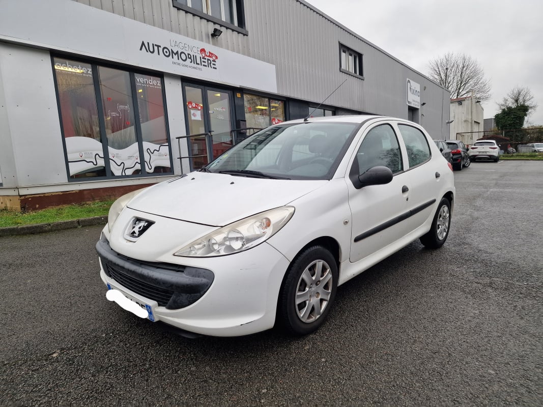 Peugeot 206 + 1.4 HDI 70CH URBAN GARANTIE 1 AN — 1
