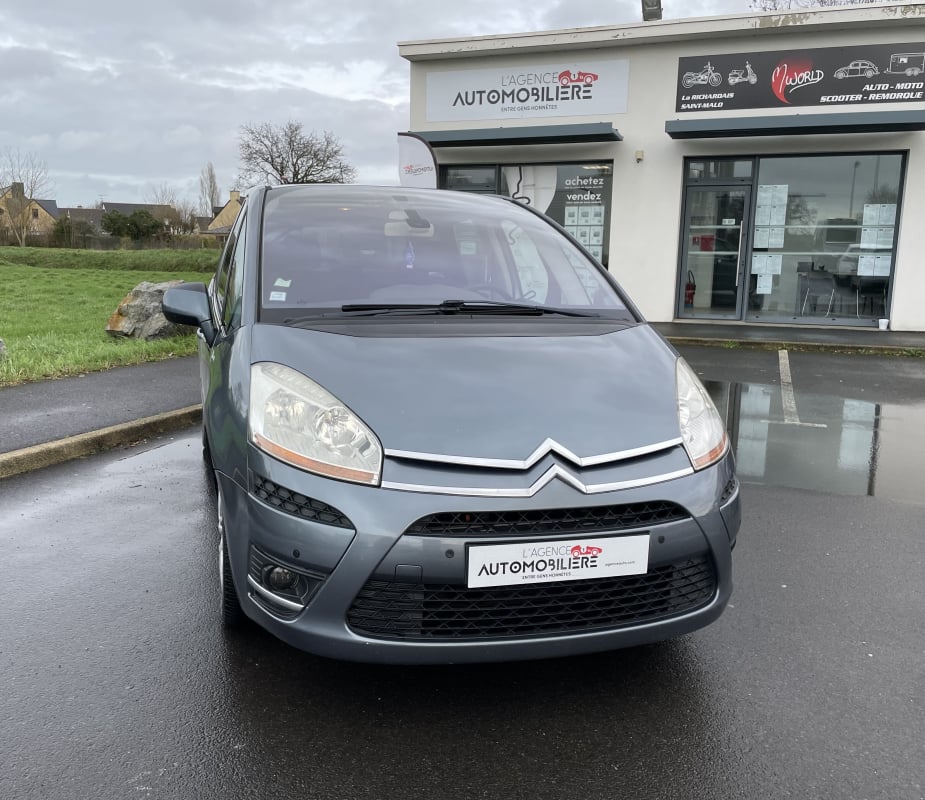 Citroen C4 Picasso 1.6 HDI 110 CV MILLENIUM — 1