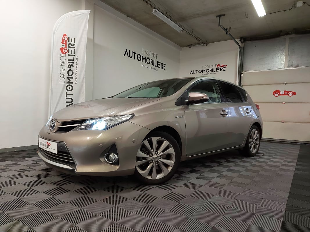 Toyota Auris II HYBRIDE 136H STYLE + HISTORIQUE COMPLET TOYOTA — 1