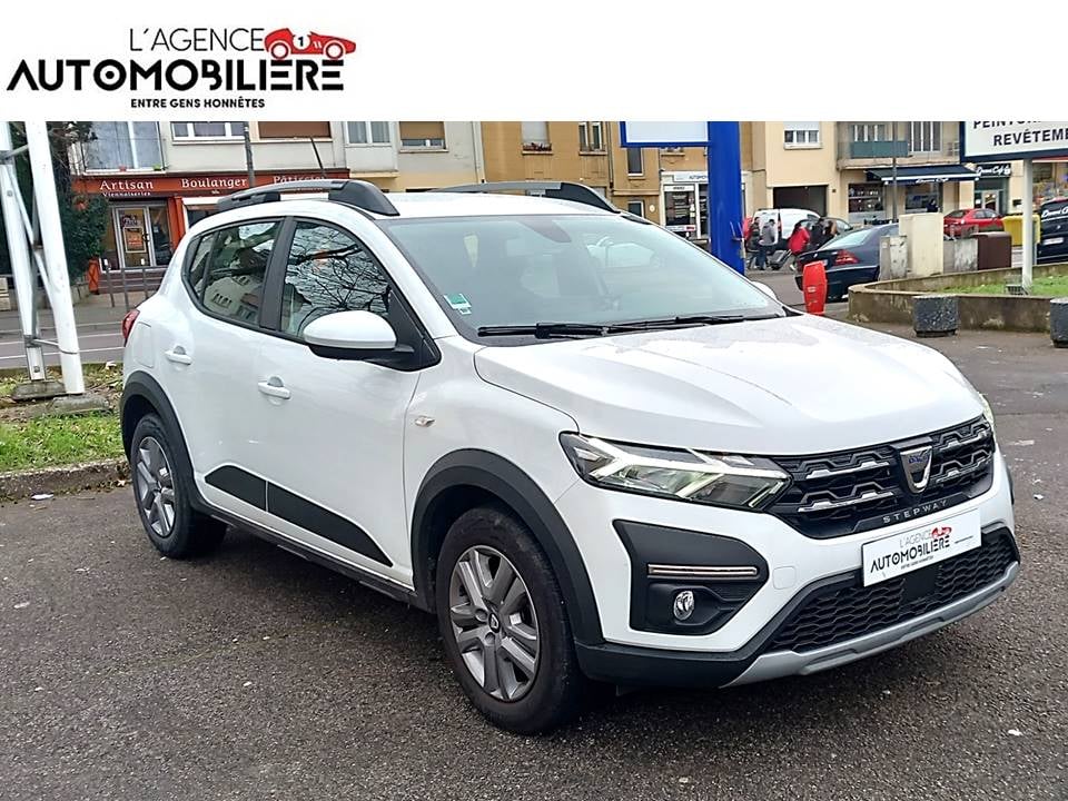 Dacia Sandero 0.9L Tce 90Ch Confort Première main — 1