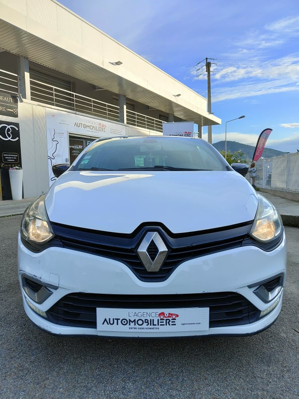 Renault Clio IV TCE LIMITED 90 CH — 1