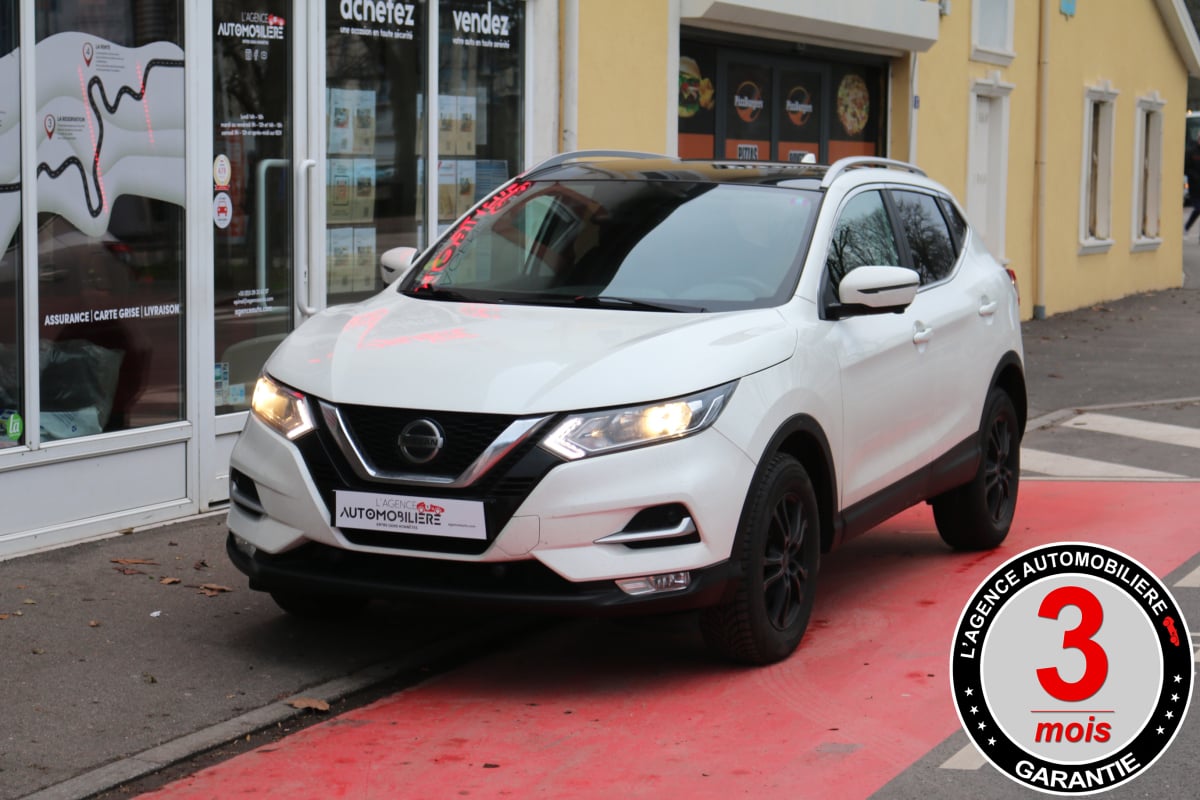 Nissan Qashqai II Ph 2 1.5 dCi 115 DCT7 N-CONNECTA (1ère main, Toit panoramique, Attelage) — 1