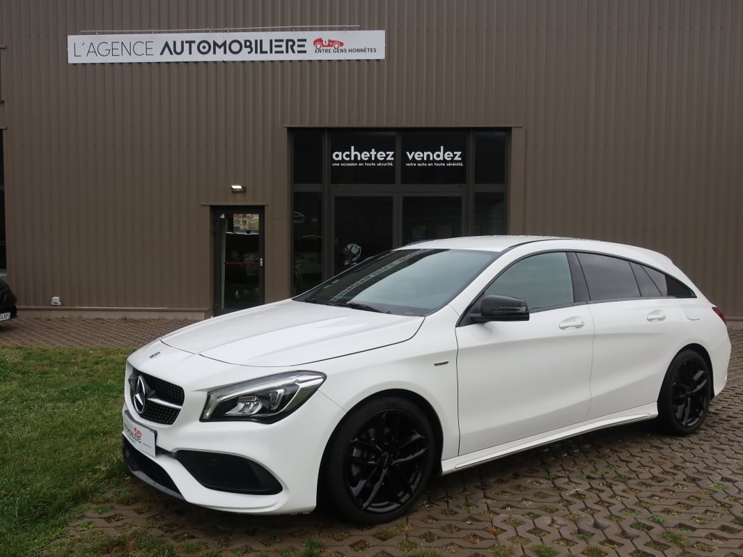 Mercedes-Benz Classe CLA Shooting Brake 200 CDi 2.1 16V Starlight Edition 136Cv — 1