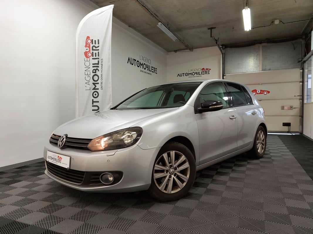Volkswagen Golf VI 1.2 TSI 80 STYLE — 1