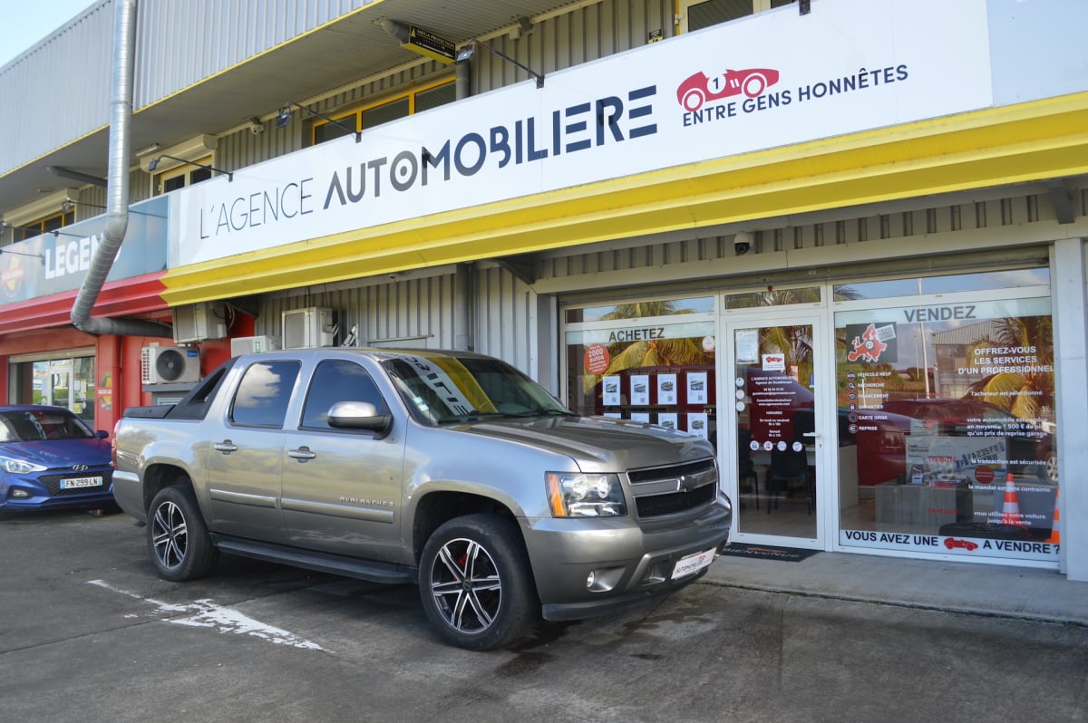 Chevrolet Avalanche 5,3L V8 avalanche 320 CH — 1