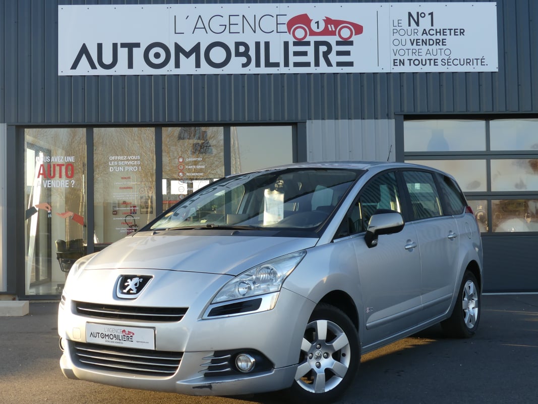 Peugeot 5008 PEUGEOT 5008 HDI 110 CV 7 PLACES — 1