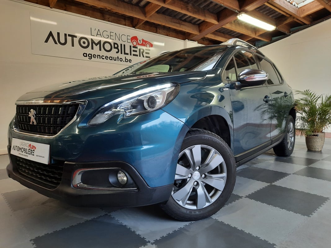 Peugeot 2008 1.2i PureTech Style 82Ch Boite Manuelle 5V/ Garantie 12 Mois — 1