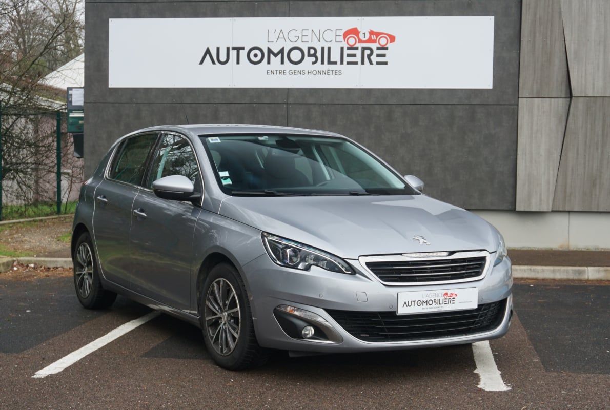 Peugeot 308 II 1.6 e-HDi 115 CH ALLURE — 1