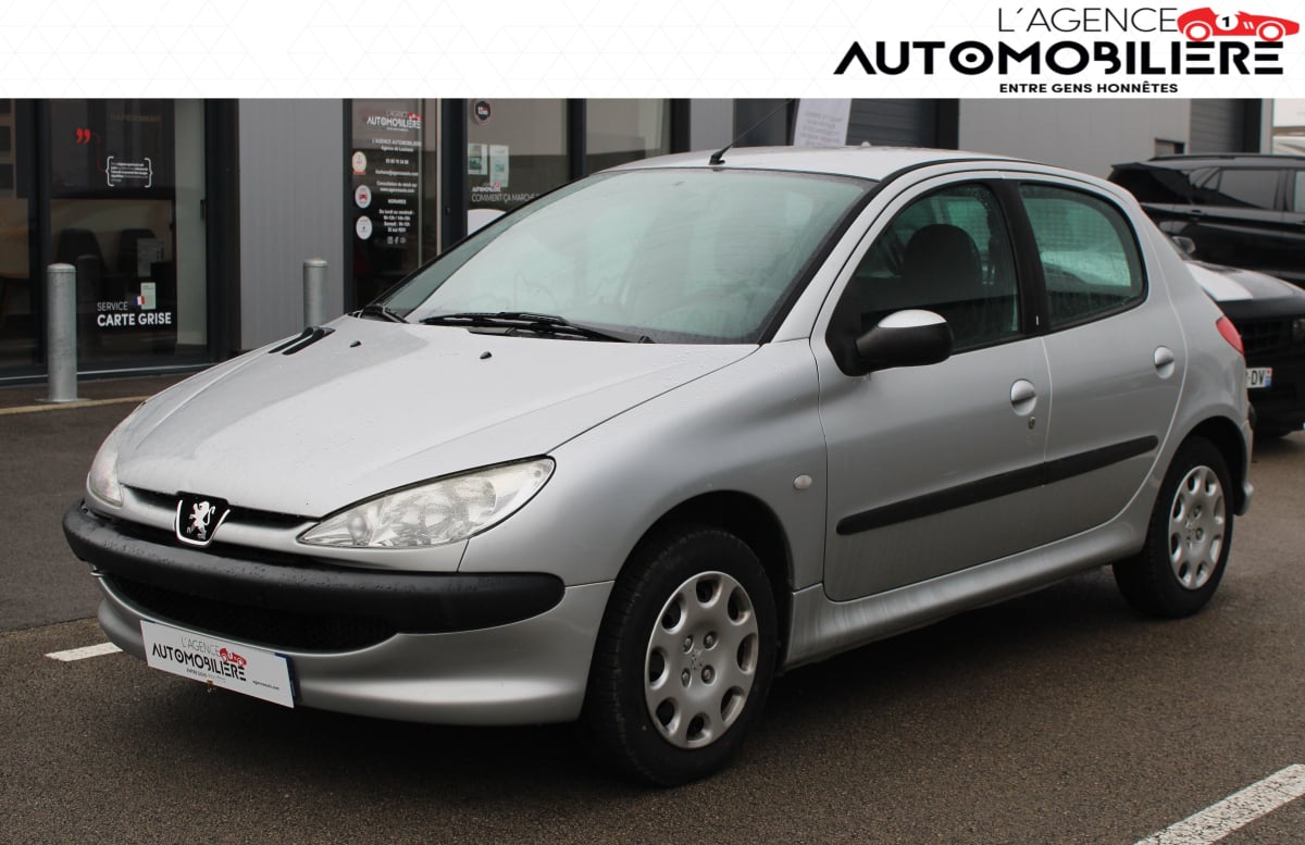 Peugeot 206 1.1i 60cv 5 portes — 1